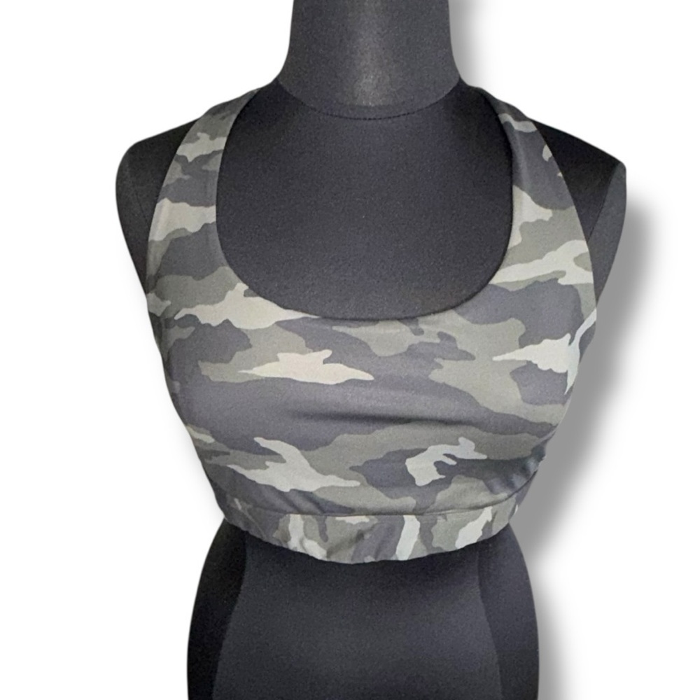 ATHLETA Ultimate Printed Bra D & DD+ | Plus 1X | Olive Camo - Picture 2 of 10